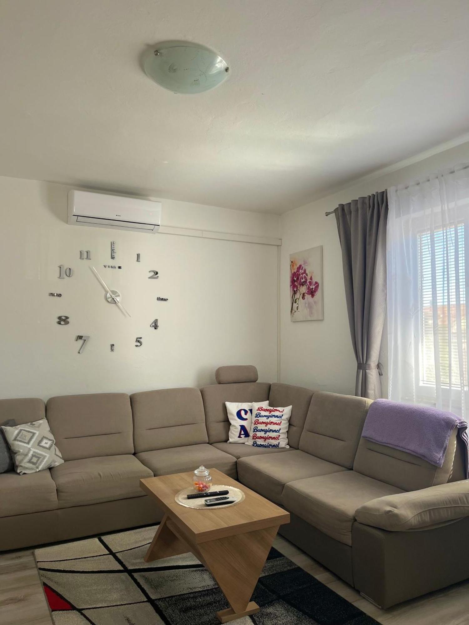 Apartman Marta Zadar Buitenkant foto